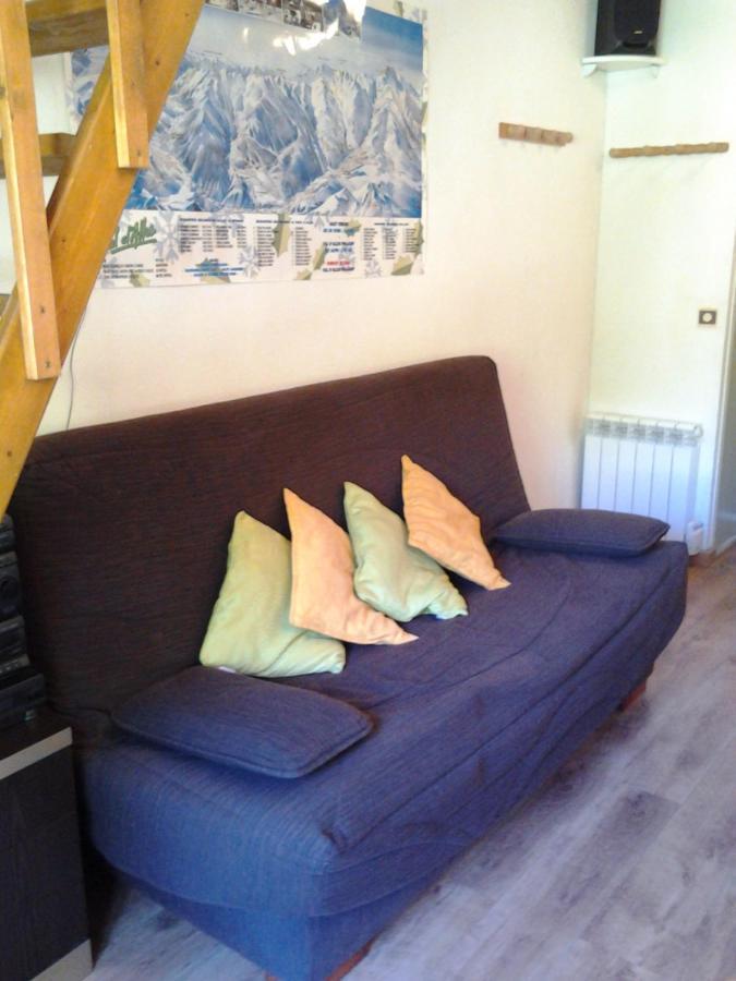Duplex Station Apartment Allos Luaran gambar