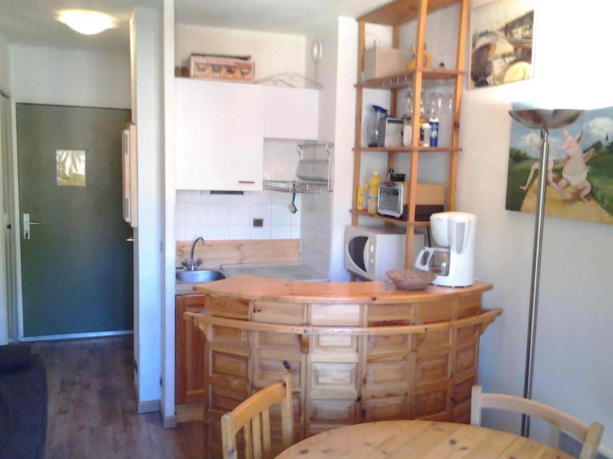 Duplex Station Apartment Allos Luaran gambar